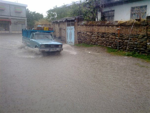 آغاز بارش شدید باران در غرب گلستان