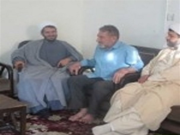 دیدار امام جمعه بخش چندار و شهر کوهسار با خانواده های معظم شهدا/ تصاویر
