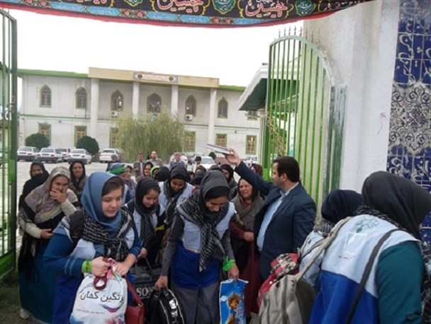 اعزام دومین کاروان راهیان نور دانش آموزی بندرترکمن به مناطق عملیاتی جنوب کشور+تصاویر
