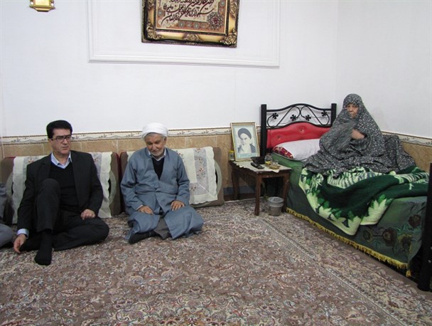 یاد و خاطره شهدا منشأ خیر و برکت برای جامعه است