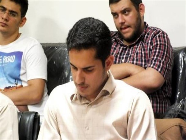 مسئولین امر با عاملین این گونه رفتارهای بی شرمانه در منطقه ۵ شهرداری رشت برخورد کند
