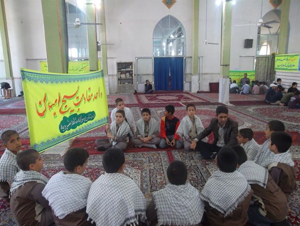برنامه های هفته بسیج دانش آموزی بشرویه در یک نگاه/ یوم الله۱۳آبان حماسه‌ای عظیم خلق می‌شود + تصاویر