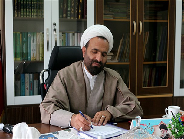 آمریکا نماد استکبار و ظلم است / مذاکره با دشمن نتیجه ای جز زیان ندارد