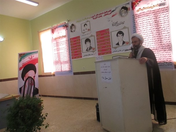 فکر و عملش هماهنگ با فرمایشات رهبر معظم باشد