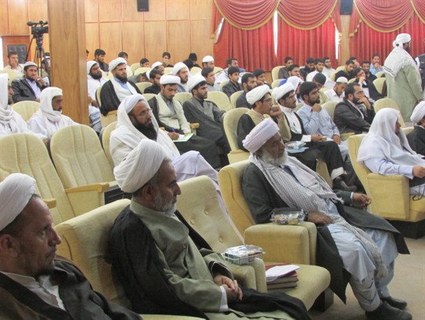 علماء و روحانیون شیعه و سنی استکبار ستیزی را به مباحثه گذاشتند/ گزارش تصویری