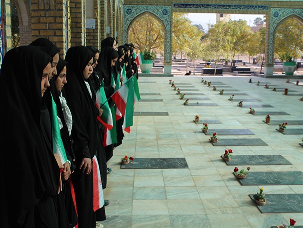 میثاق دانش آموزان خلیل آبادی با شهیدان