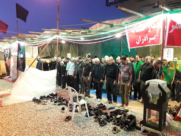 پذیرایی موکب های شهرستان صحنه از زائرین اربعین حسینی+ تصاویر