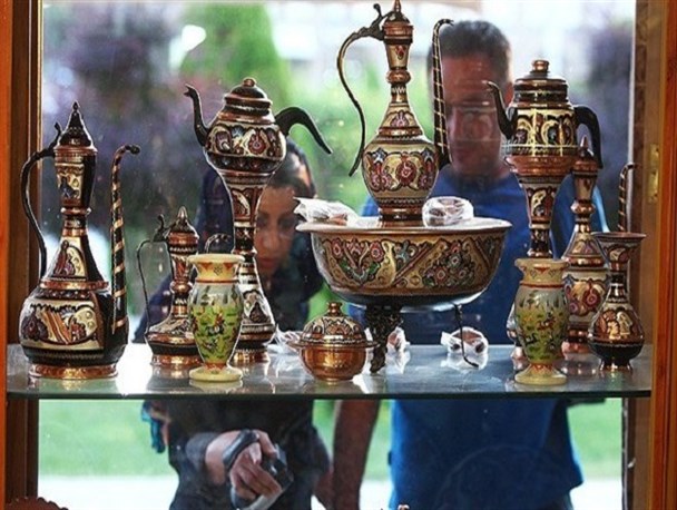 طرح نظارت و ساماندهی فروشگاه های صنایع دستی اصفهان و تجربه تلخ گذشته/ نظارتی که «پیوست فرهنگی» می خواهد