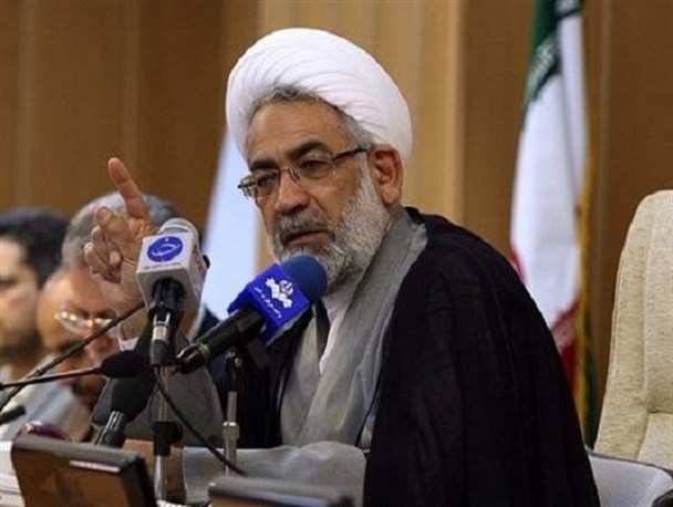 با وجود ۳۰۰۰ روحانی در گیلان و قزوین باید به فریاد مردم رسید / دادستان ویژه روحانیت گیلان معرفی شد