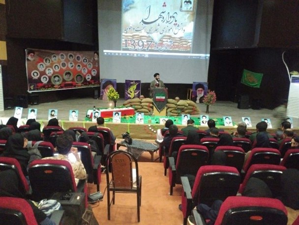 مسوولان باید جوابگوی وضعیت اقتصادی و نوسانات نرخ ارز باشند/انقلاب ما نشأت گرفته از نهضت عاشوراست+تصاویر