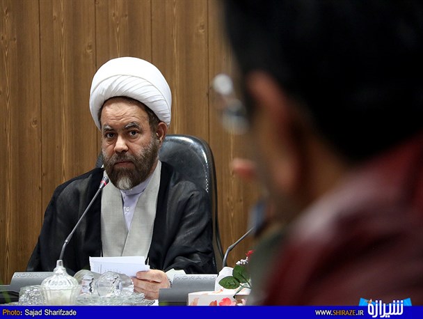 اصرارکنندگان به مذاکره با آمریکا، یا آگاهی و بصیرت کافی ندارند یا نفوذی‌اند