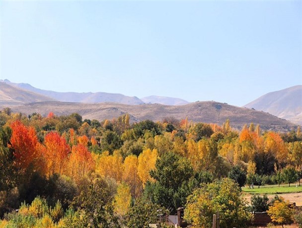 طبیعت پاییزی روستای «سرسختی علیا»