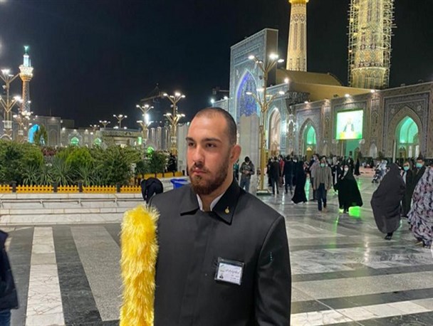 امیرحسین زارع خادم آستان مقدس امام رضا (ع) شد