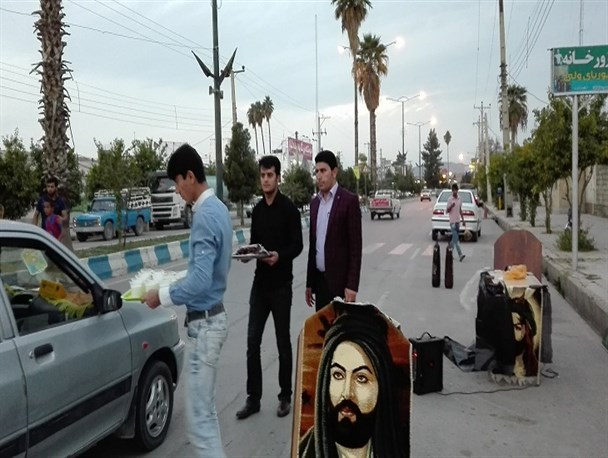برپایی ایستگاه صلواتی به مناسیبت اربعین حسینی در دهدشت+ تصاویر