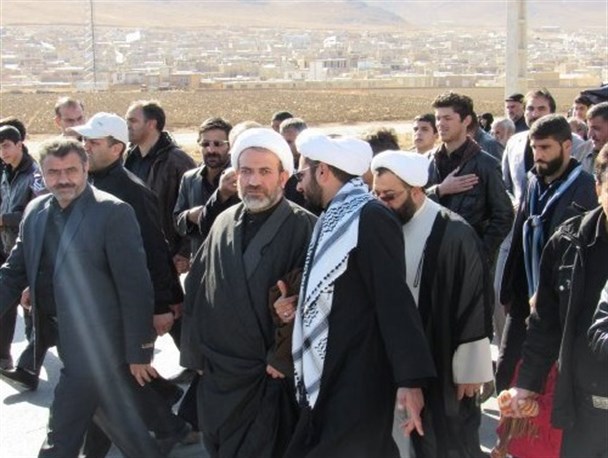 پیاده روی جاماندگان اربعین در فریدن/ تصاویر