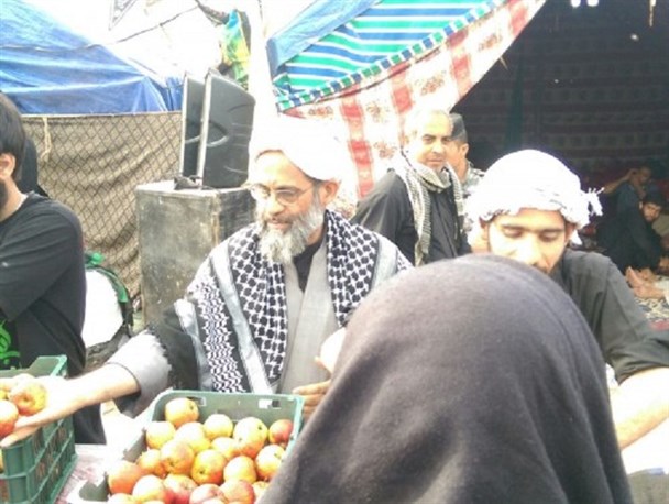 خدمت امام جمعه سربندر به زائرین اربعین حسینی+تصاویر
