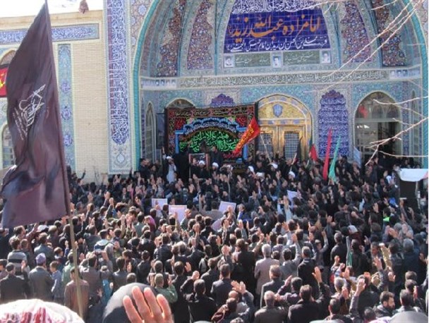 اجتماع عظیم اربعین حسینی در امامزاده عبدالله بن زید حسنی (ع)/تصاویر
