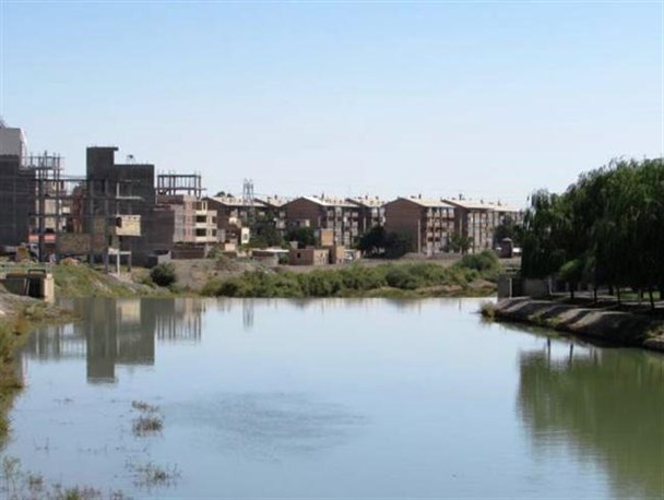 تجاوز به بستر رودخانه شهرچایی؛ هر روز بیشتر از دیروز