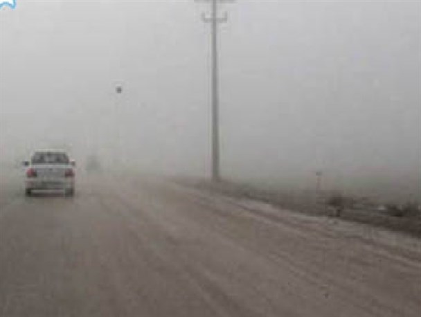جاده های سمیرم مه آلود است