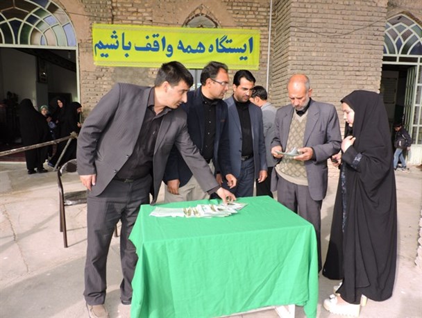 ایستگاه همه واقف باشیم در امامزاده عباسعلی (ع) ابرکوه به روایت تصویر