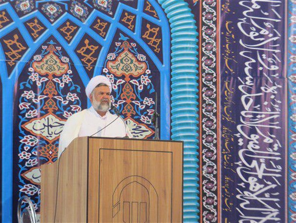 حقوق های نجومی را نمی شود ماست مالی کرد/ موضع دولت در نقض برجام توسط دشمن، صبر و سکوت نباشد/ بعضی از روز دانشجو سوءاستفاده می کنند