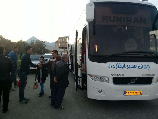 50 زائر در طرح مهر درخشان رضوی از شهرستان صحنه به مشهد مقدس اعزام شد
