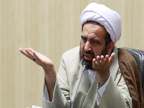 انقلاب اسلامی عزت و همدلی را برای مسلمانان به ارمغان آورده است