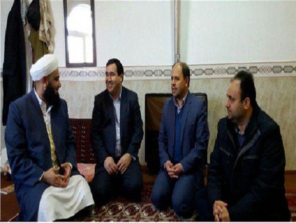رییس آموزش و پرورش بندرترکمن با امام جمعه اهل سنت این شهرستان دیدار کرد+تصاویر