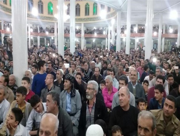 بزرگترین تجمع اتحاد جهان اسلام در سنندج/ نمود عینی وحدت شیعه و سنی در گردهمایی 20 هزار پیام‌آور وحدت