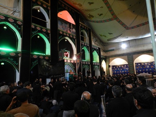 حسینیه ایران در سالروز رحلت رسول اکرم (ص) و شهادت سبط اکبرش غرق ماتم بود