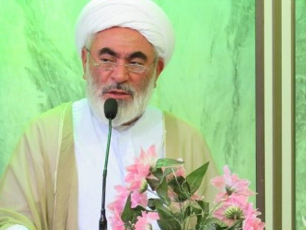چگونه مسئولینی که آب به آسیاب دشمن می ریزند  روز بصیرت را برگزار می‌کنند؟