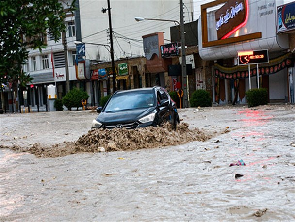 مانور لحظه صفر در لامرد؛ مسئولین شهرستان از سیل درس گرفتند