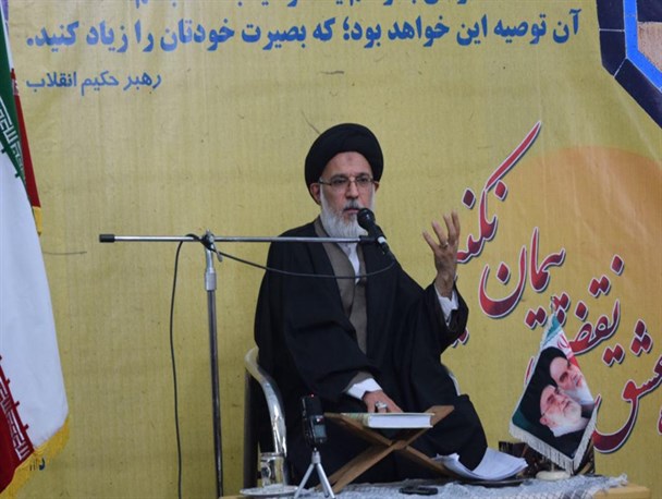 رمز گشایی از پروژه نفوذ در سخنرانی مهدی باقری در کرج + تصاویر