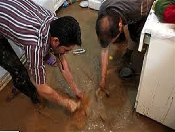 به نام سیل زدگان به کام فرصت طلبان
