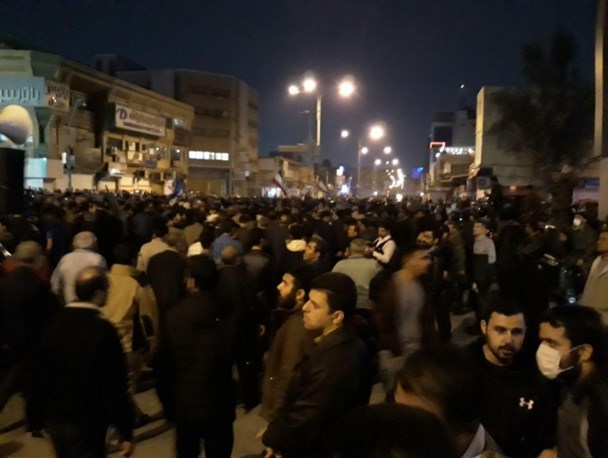 هزاران اهوازی علیه آشوبگران به خیابان ها آمدند