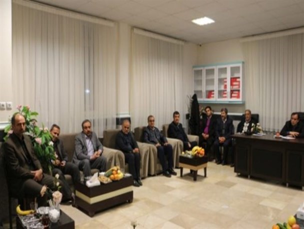 بازدید فرماندار میاندوآب از موسسه نگهداری معلولین ذهنی+تصاویر