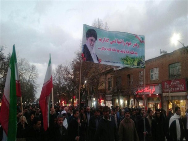تجمع خود جوش مردم بصیر همدان در برائت از فتنه گران + عکس