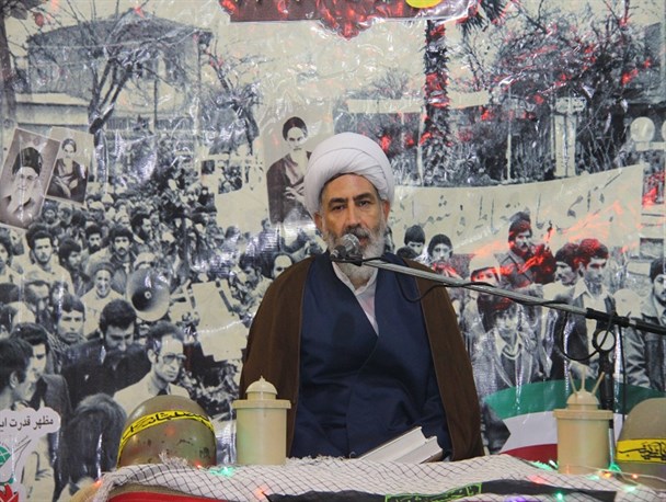 جوانان ما باید با فرهنگ ایثار و شهادت آشنا شوند/ مستند واقعه 12 دی 57 ساخته می شود