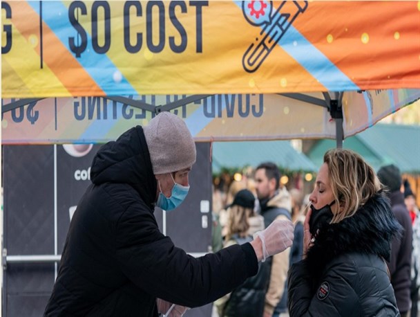 «اومیکرون»؛ سنجه‌ای برای سنجش خدمت/ چرا از گزند سویه‌ای که جهان را به سوی «قرنطینه» برد، در امانیم؟!