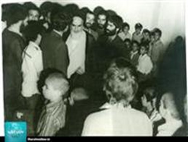 شما هنگام ورود امام خمینی به ایران کجا بودید و چه می کردید؟