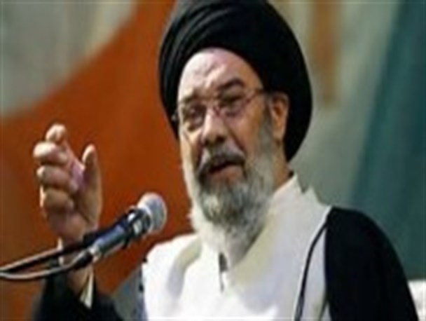 تاسیس جامعه المصطفی موجب صدور انقلاب به جهان می شود/ خیران مدرسه علمیه بسازند