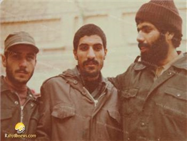 تصاویر منتشر نشده حاج صادق آهنگران در جنگ