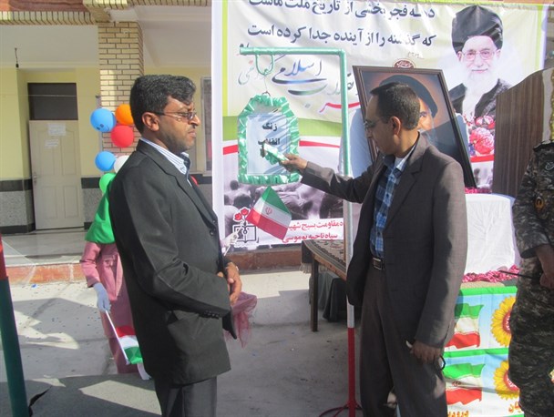 زنگ انقلاب در مدارس شهرستان ابوموسی طنین انداز شد