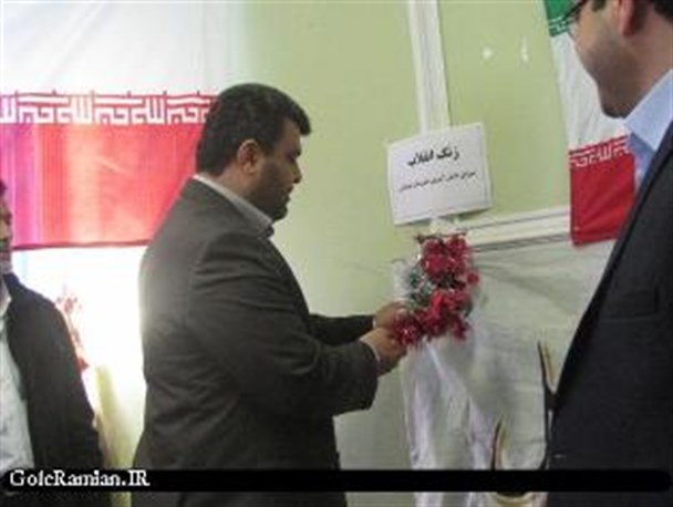 "زنگ انقلاب" با نوای "لبیک یا محمد" در مدارس رامیان طنین انداز شد+تصاویر