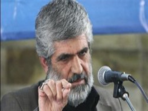 مسئولان مراقب رفتار خود باشند/ یک خانم آلمانی نباید به قلب ایران بیاید