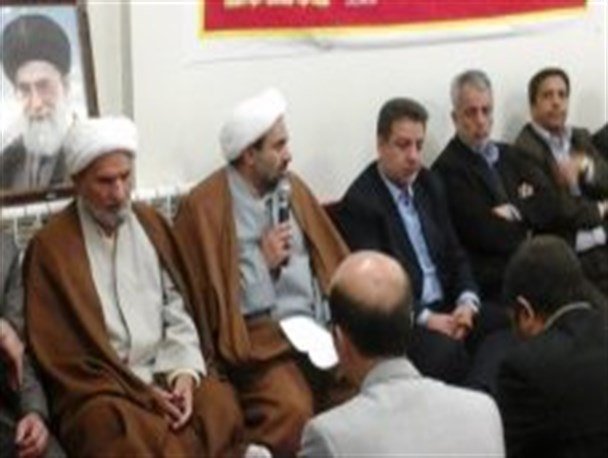 دولت و ملت همواره باید پشتیبان یکدیگر باشند