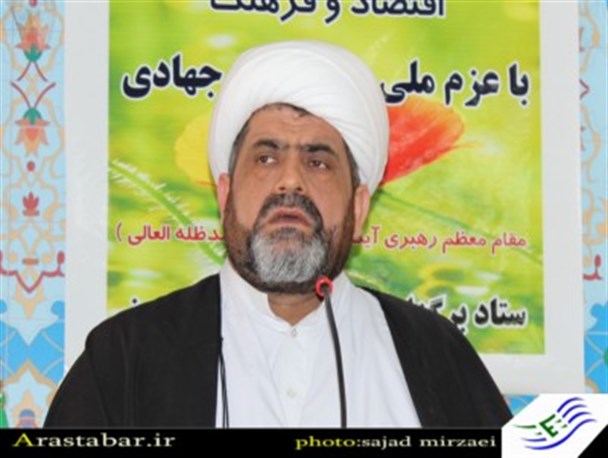 انقلاب اسلامی دنیا را از خواب غفلت بیدار کرد