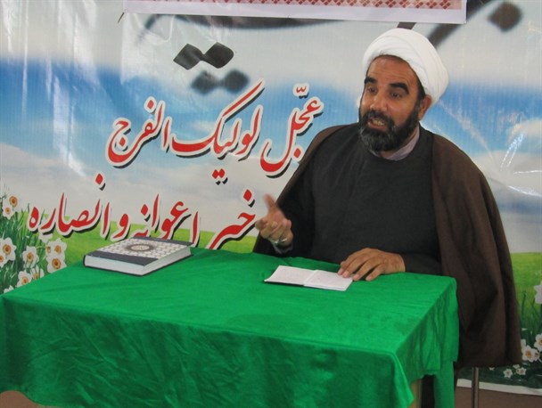 دشمن ما با اصل نظام جمهوری اسلامی مشکل دارد
