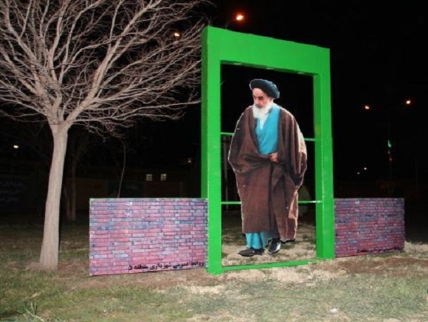 از اجرای 100 برنامه محوری در زاهدان تا نصب بیش از 15 المان مناسبتی در میادین شهر