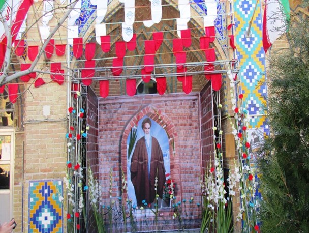 گلباران حجره طلبگی امام خمینی(ره) در اراک
